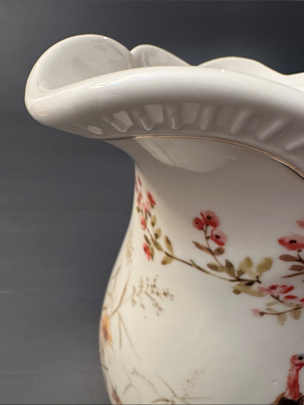 NWOT POTTER'S STUDIO Thanksgiving Pitcher with Turkey/Leaves - Metallic Accent - Picture 7 of 10